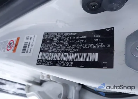 2019 Toyota Land Cruiser V8 из США, поврежденный, VIN JTMCY7AJ8K4083131